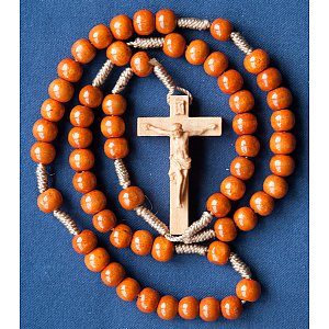 04174 - Rosary with barocque cross 4,5cm cherry