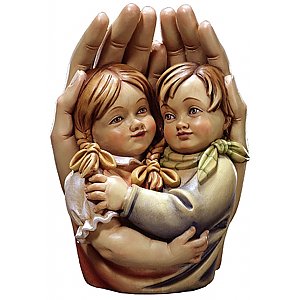 6400 - Protective hands with girl and boy