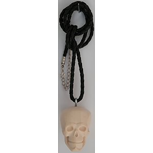 79953 - Skull  pendant fine woodcarved, maple